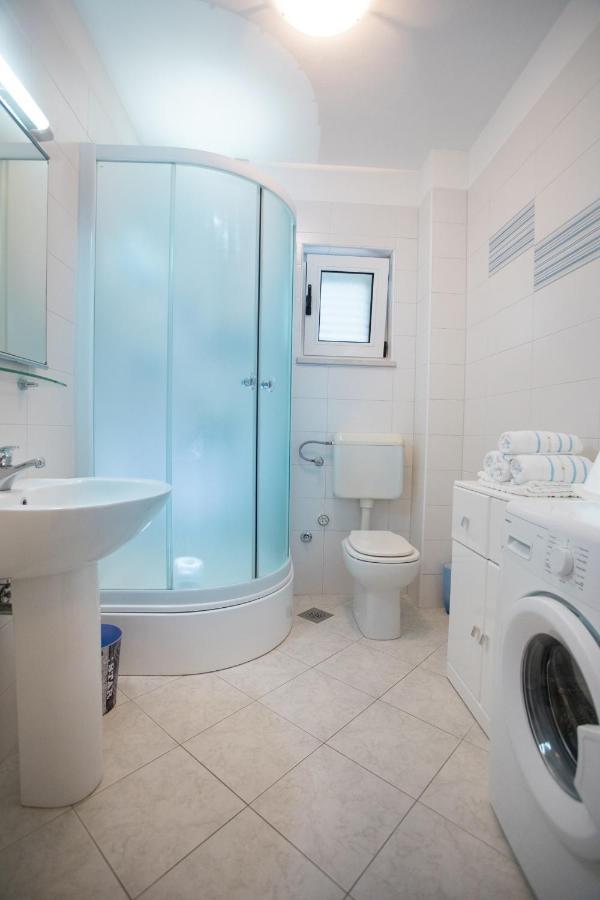 Apartments By The Sea Razanj, Rogoznica - 7484 Exterior foto